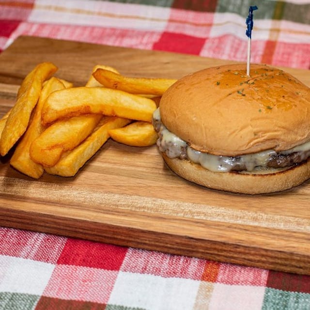 Cheeseburger.